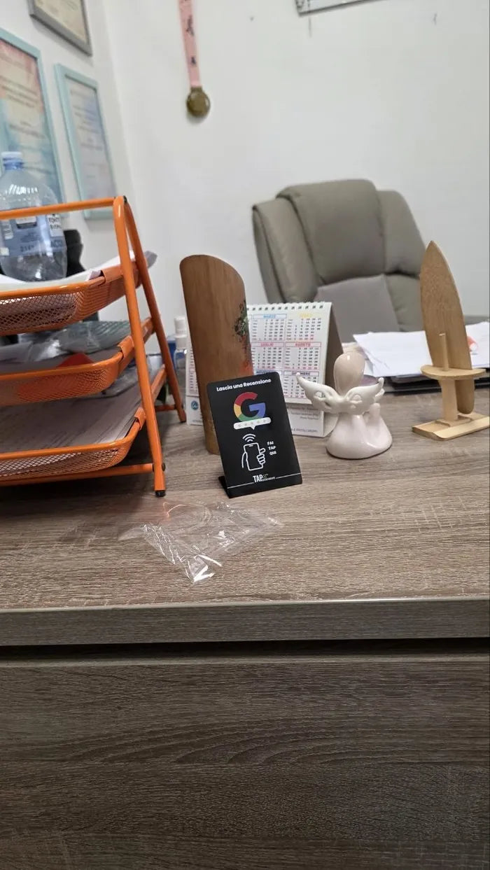TapStand sulla scrivania di uno studio